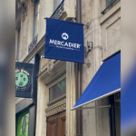 Image d'une enseigne drapeau