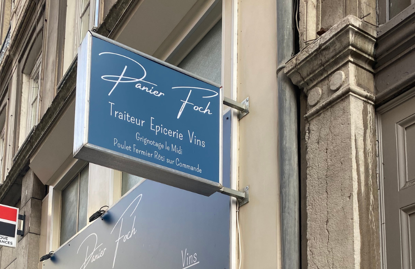 Image d'une enseigne drapeau